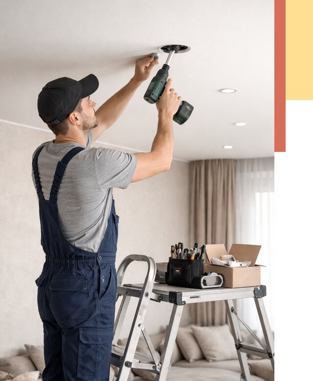 Установка и монтаж точечных светильников в натяжной потолок в Балахне от 1881 руб. | ОТДЕЛОЧНИК-Блх