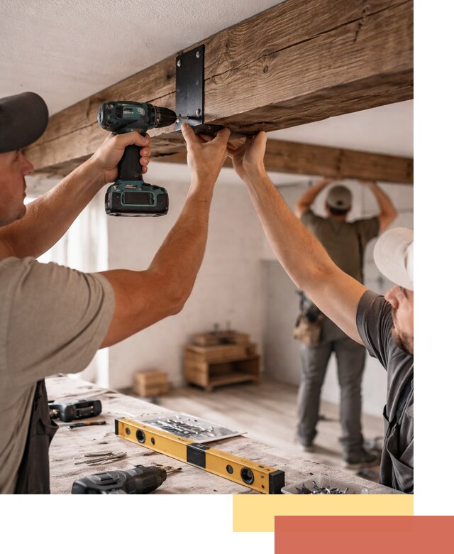 Монтаж декоративных потолочных балок в Балахне